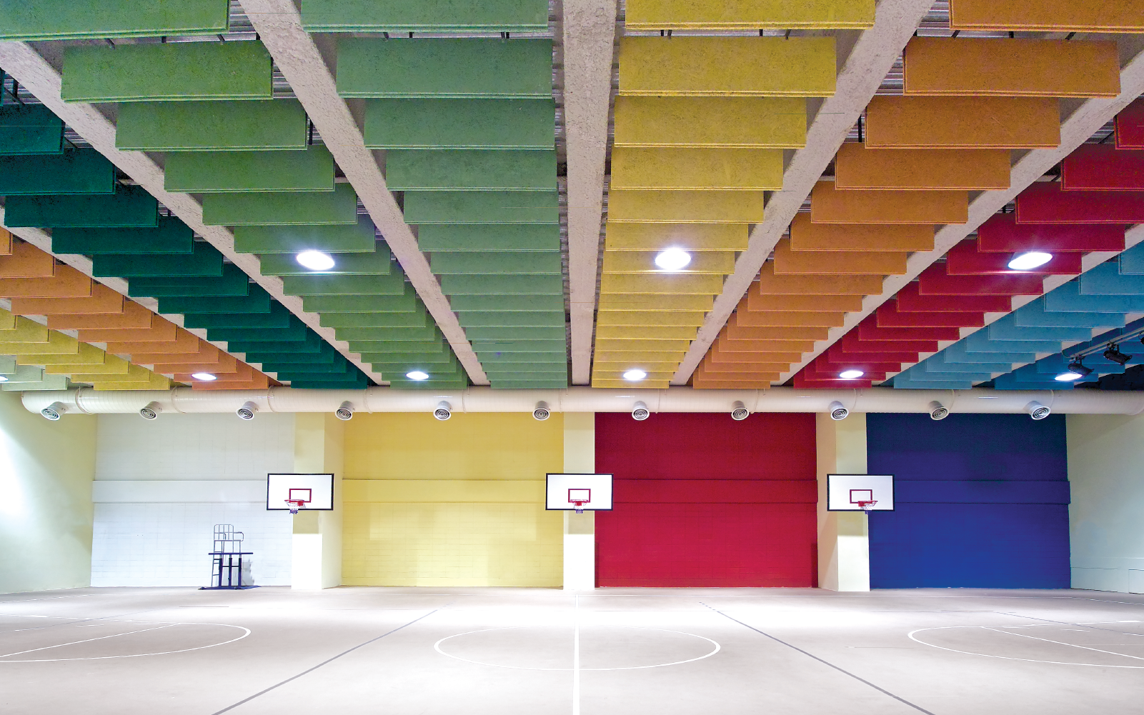 吸音障板安裝於台北光仁小學體育館